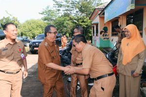 Hari Pertama Kerja, Pj Bupati Muara Enim Sidak Pegawai