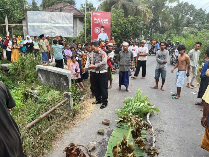 Polres Loteng Olah TKP Laka Lantas di Praya Tengah Yang Merenggut Dua Nyawa 