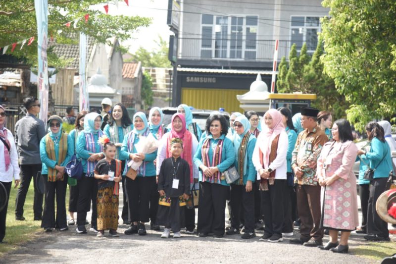 Bunda Lale Dampingi Ibu Negara Hadiri Lokakarya Pelatihan Menceritakan Kembali dan Cuci Tangan Pakai Sabun