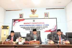 Rapat Paripurna DPRD, Bupati Djohan Jelaskan Rancangan APBD KLU Tahun 2025 