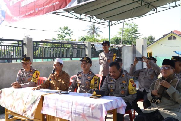 Polda NTB Ajak Masyarakat Kuripan Ciptakan Pilkada Damai dan Bermartabat