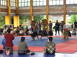 Buka Lomba Presean, Pj Gubernur NTB Serukan Sosialisasi Budaya Leluhur