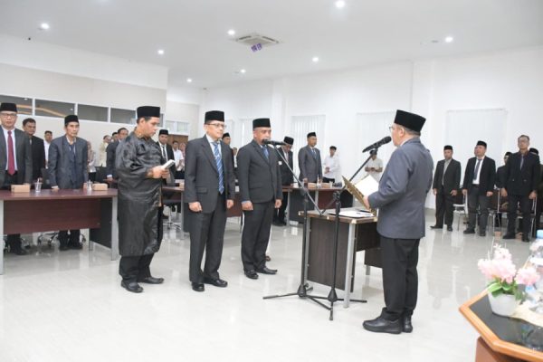 Bupati Lombok Utara Lantik Pejabat JPTP, Diharapkan Dapat Tingkatkan Kinerja dan Layanan Publik